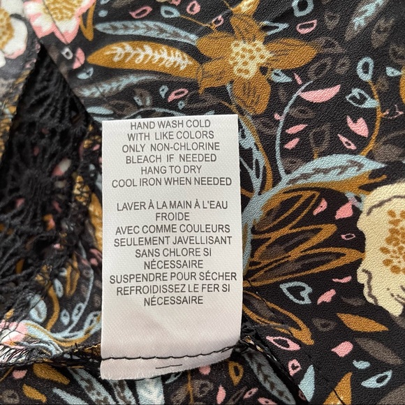 DR2 V-Neck Floral Tunic Top Ruffles Embroidered Trim Tassel Tie 3/4 Sleeve - Picture 11 of 11